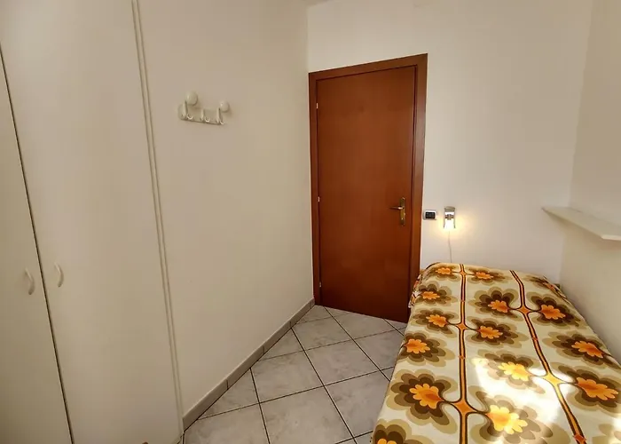 アパート Casa Riboni By Interhome