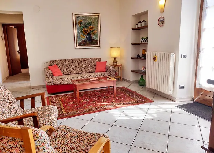 アパート Casa Riboni By Interhome